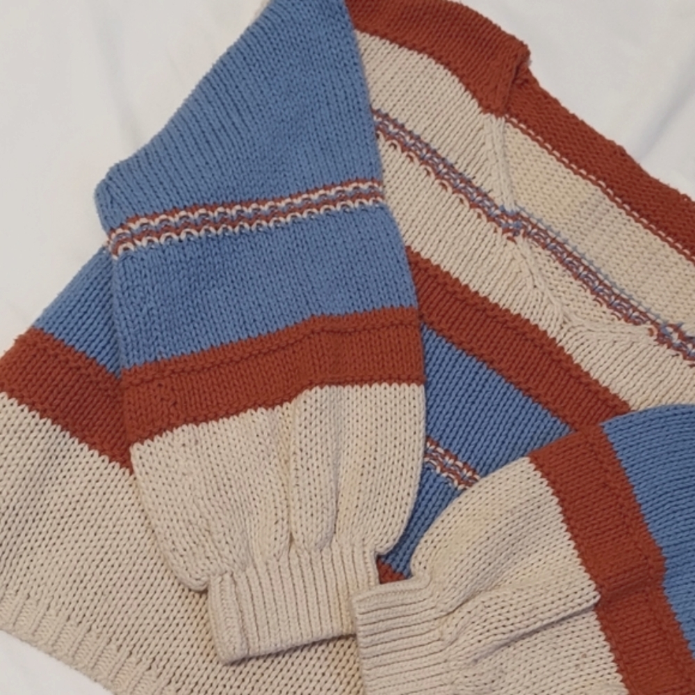 GORGEOUS SWEATER - Picture 7 of 7